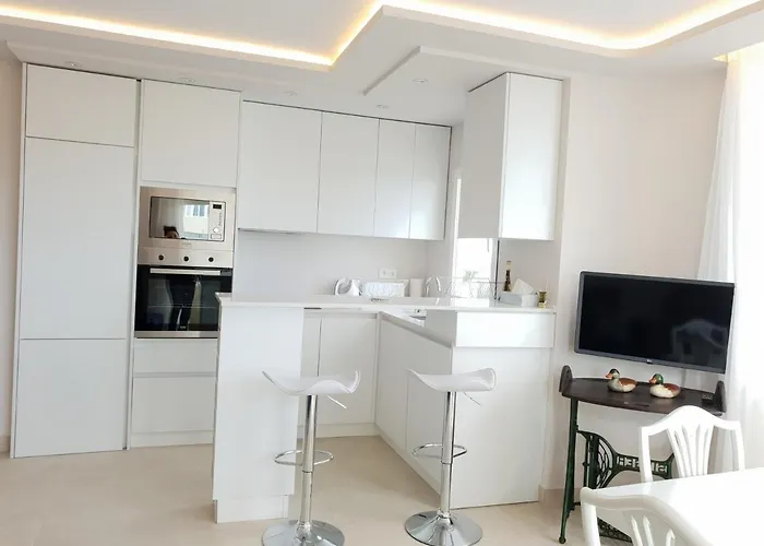 Fantastic In Front Of The Sea & Marina