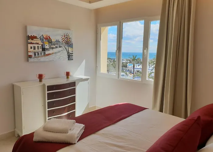 Apartment Fantastic In Front Of The Sea & Marina Estepona